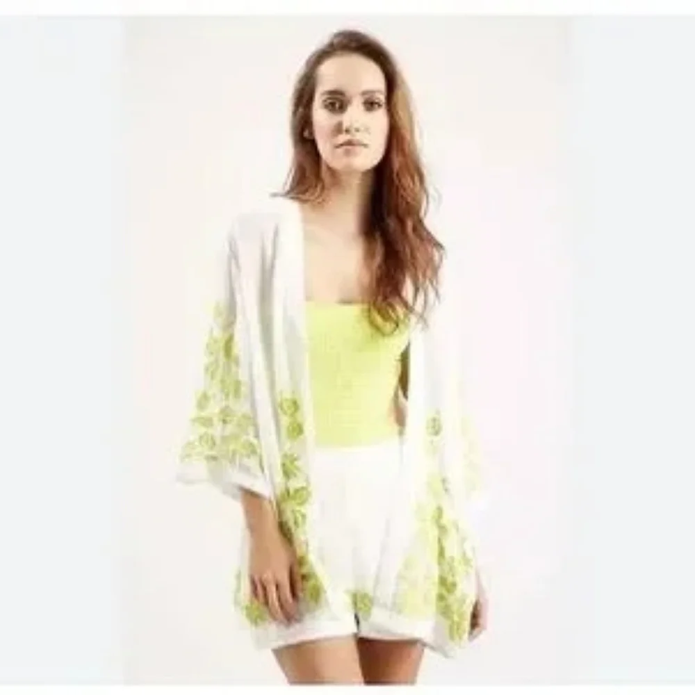 TOPSHOP Lime Green Floral Embroidered Sheer Kimono | SZ 4 / S-M